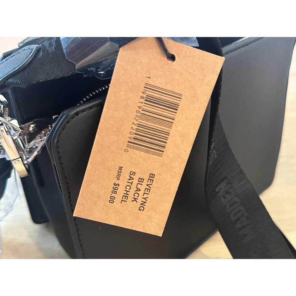 RARE NWT STEVE MADDEN BEVELYNG CROSSBODY SATCHEL W/RHINESTONE LOGO Black VIRAL - Picture 9 of 14